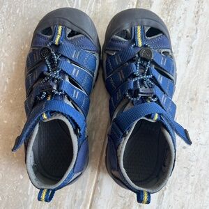 KEEN Kids summer shoes